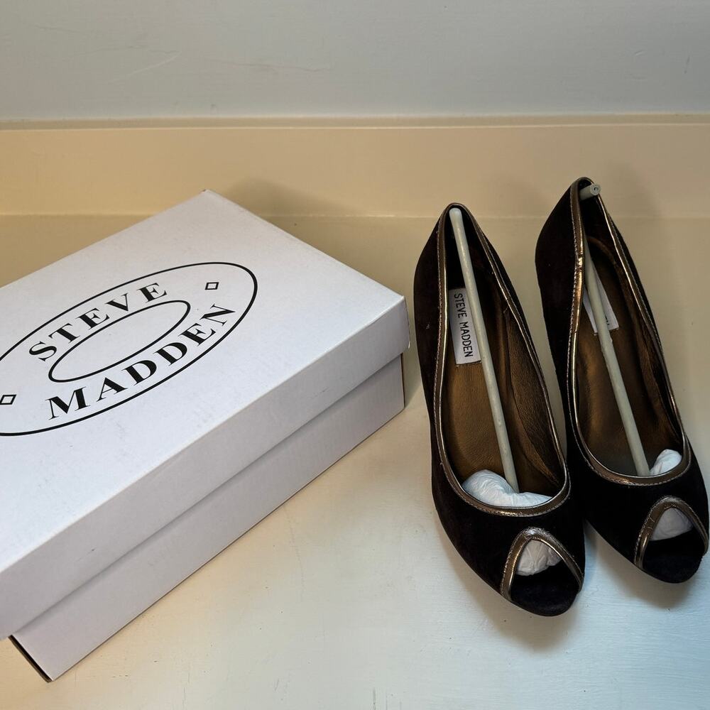 Steve Madden Anabelle Brown Suede Peep Toe Heels